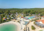 Camping Saint-Julien-en-Born - Les Vignes-1