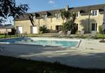 Location vacances Deux-Jumeaux - Gîte Les Petites Landes - Piscine privée proche plages-1