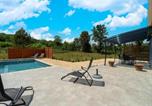 Location vacances Cornillon - Cosy holiday home with pool-2
