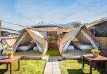 Glamping Italia '90 - Babe Lodges