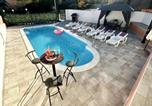 Location vacances Ravča - Holiday Home Rocca with pool-1