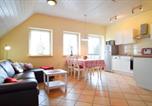 Location vacances Schmallenberg - Hof Köhne- Haus am Spielplatz - Wohnung Strauß-1