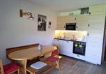 Location vacances Albiez-Montrond - Appartement standard avec balcon, parking et ascenseur à Albiez-Montrond FR-1-618-9-2