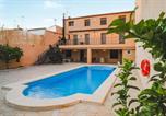 Location vacances la Bisbal del Penedès - Stunning Home In Sant Jaume Del Domenys-1