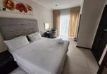 Location vacances Soccer city - Winchester Lodge-2
