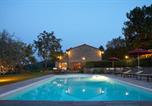 Location vacances Castel Focognano - Villa Carda-2