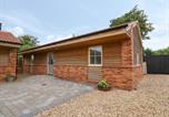 Location vacances Wisbech - Sunrise Stable-2