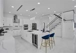 Location vacances Hollywood - 4 Br Designer Home Next to Shul and Community Pool villa-3