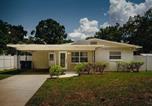 Location vacances Tampa - Comfy house walk to Stadium-1