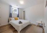 Location vacances Niagara-on-the-Lake - Cozy 2bed Home 6 minutes to the Falls!-1
