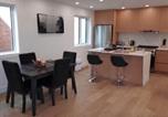 Location vacances Vancouver - Stylish Vancouver Townhouse 2br Family-Friendly Comfort-2