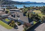 Location vacances Blenheim - Coastal Sound - Waikawa Holiday Home-1