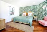 Location vacances  Faro  - Green & Gorgeous - 3 bedroom Getaway in the Heart-1