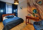 Location vacances Kowary - Funkcjonalne i Stylowe Apartamenty Sun Seasons 24 w Karpaczu by Noclegi Renters-3