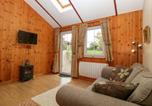 Location vacances Hartpury - The Log Cabin-4