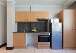 Location vacances  Bergzicht Guesthouse - City Studio Parking Pool Gym by Ctha-1