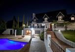 Location vacances Bellville - Dark Chocolate Guest House-1