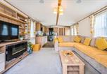 Location vacances Eastbourne - Your Ultimate Holiday Rental at Pevensey Bay 35 Woodland Walk-4