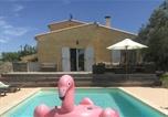 Location vacances Saint-Quentin-la-Poterie - Jardin-duzes-1
