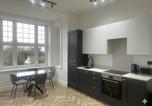 Location vacances Horley - Dippen Hall Signature Apartment - Minutes From Gatwick Airport-3