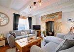 Location vacances Porthleven - Finest Retreats - Scallop Cottage-1