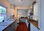 Location vacances Sprowston - Comfy Townhouse Close to the City Centre-2