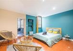 Location vacances Nîmes - L’Escapade Nîmoise - grand studio centre Nîmes-1