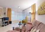 Location vacances Binz - Fewo direkt am Strand , mit Balkon und seitlichem Meerblick, Haus Strelasund, Binz-3