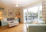 Location vacances Bontnewydd - Mulberry Cabin On The Lake-2
