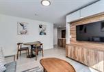 Location vacances Vancouver - Luxury Downtown Apartment with Full Amenities-4