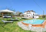 Location vacances Foiano della Chiana - Awesome Home In Marciano Della Chiana-1