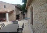 Location vacances Chantemerle-lès-Grignan - Villa spacieuse à Chamaret avec piscine privée-2