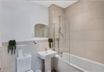 Location vacances  Gare de Norwich - Stylish 2-Bed Flat Art & Comfort in City Centre-4