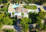 Location vacances  Province de Lecce - Villa Vetti - Exclusive Garden & Pool Retreat-4