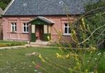 Location vacances Zielona Góra - Ceglany Domek w Gryżynie-1