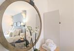 Location vacances  Indre - Gîtes charmants en Berry avec piscine et spa - Fr-1-591-729-3