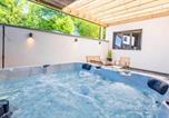 Location vacances Liège - Charming 2-Bedroom House Rental in Dalhem, Belgium-1