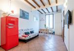 Location vacances  Province de Parme - Parma Historic Center Apartment 7min from Duomo-1