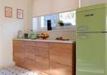 Location vacances Plombières-les-Bains - Séjour Mid-Century au Val-d'Ajol avec Parking et Animaux Bienvenus - Fr-1-589-846-3