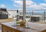 Location vacances Brixham - Upper Anzac Sea View Retreat with Roof Terrace in Central Brixham-3
