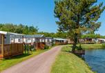 Camping Le Bourg-Dun - Flower Camping des 2 Rivières-1