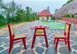 Hôtel Palakkad - Whispering Hills Pine Malhar Pool & Tent Attappadi by Voye Homes-4