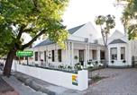Location vacances Bongolethu - Oakdene Guest House-1