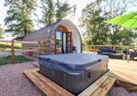 Location vacances Upper Sapey - Goose Pod at Salford Court Farm Fishing Cabins-1