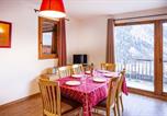 Location vacances Orelle - Apartements Hameau 5 103 - SPA & PISCINE appartement 6 pers-1