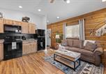 Location vacances Hill City - Needles Nook Cozy 1br Log Cabin Retreat-2