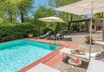 Location vacances  Province d'Arezzo - Casa Largnano 6&2, Emma Villas-2