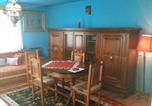 Location vacances  Cluj Napoca - Casa La Casiru 17 nature-2