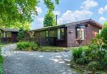 Location vacances Cartmel - Old Orchards Lodge - Woodland Retreat at the edge of Cartmel-1