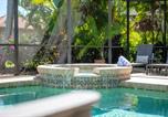Location vacances  Everglades - Tivoli Paradise Salt Pool & Spa Villa with a Water View! King Beds!-3